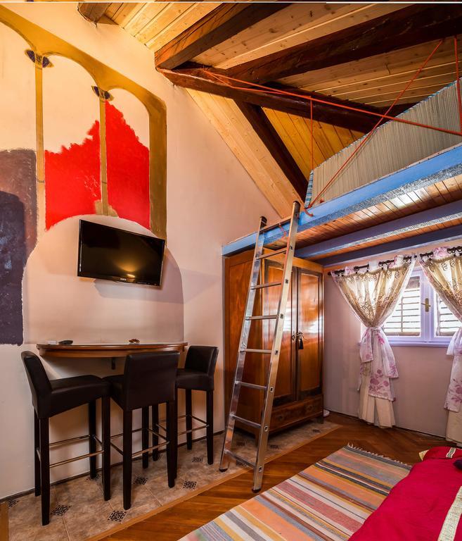 Guest House Roman Horizon Split Rum bild